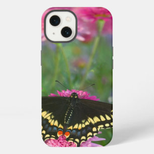 Black Swallowtail Butterfly on Dark Pink Flower iPhone 13 Case