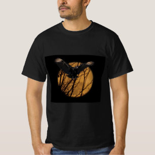 Black Vulture at full Moon Halloween  T-Shirt
