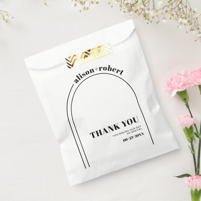 Black white arch and typography Thank You wedding Favour Bag (Sealed)