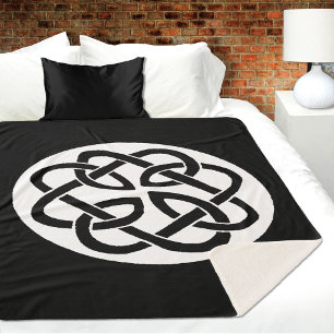 Black White Celtic Knotwork Circle Symbol Sherpa Blanket