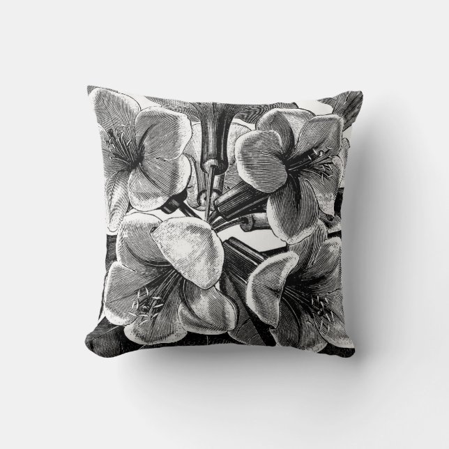 Black&White flowers Throw Pillow (Front)