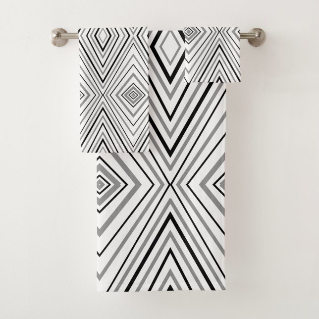 Black White Grey Chevron Pattern Bath Towel Set (Insitu)