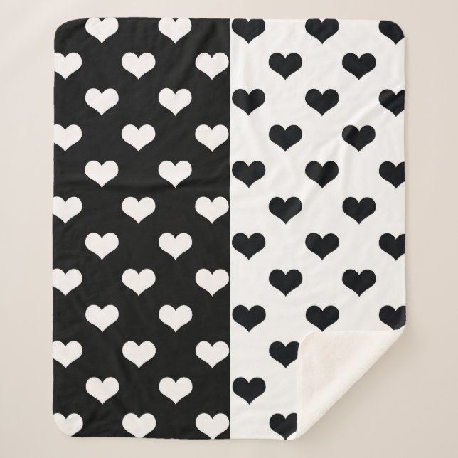 Black White Love Heart Pattern Sherpa Blanket (Front)