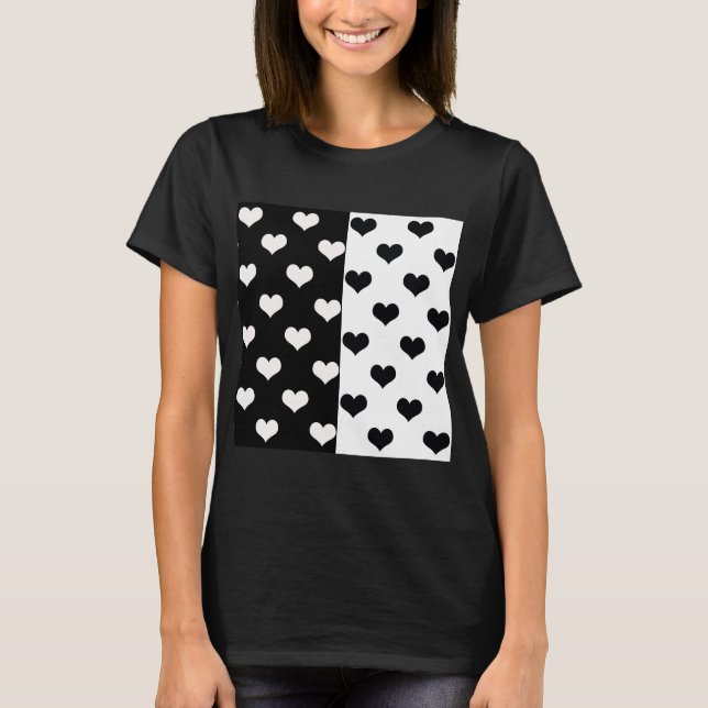 Black White Love Heart Pattern T-Shirt (Front)