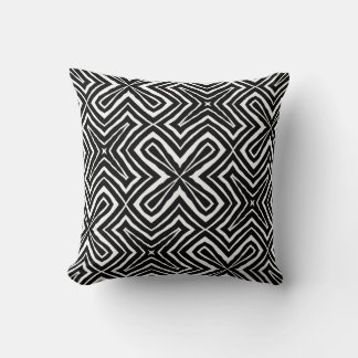 Black & White Minimal Pattern Throw Pillow