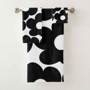 Black & White Retro Daisies #1 #decor #art Bath Towel Set