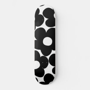 Black & White Retro Daisies #1 #decor #art Skateboard