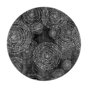 Black White: Round Shapes Seamless. Cutting Board