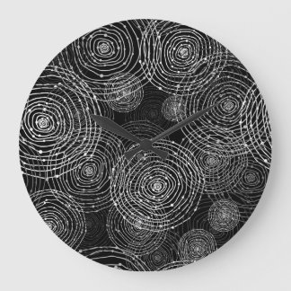 Black White: Round Shapes Seamless. Large Clock