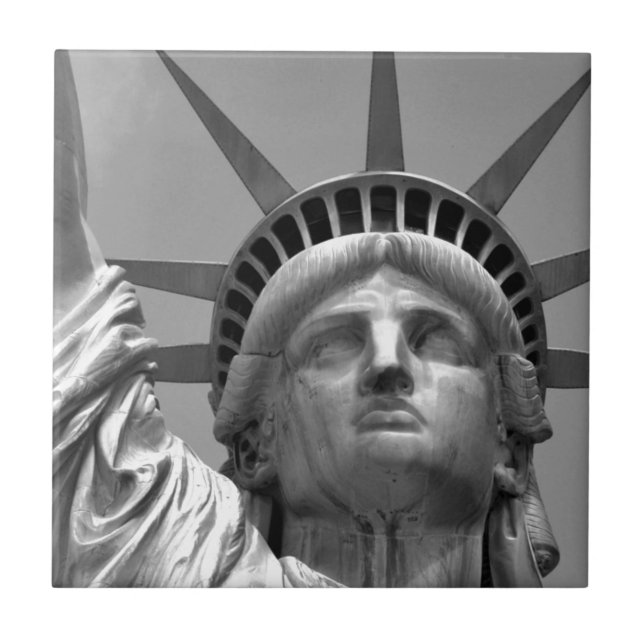Black & White Statue of Liberty New York Tile (Front)