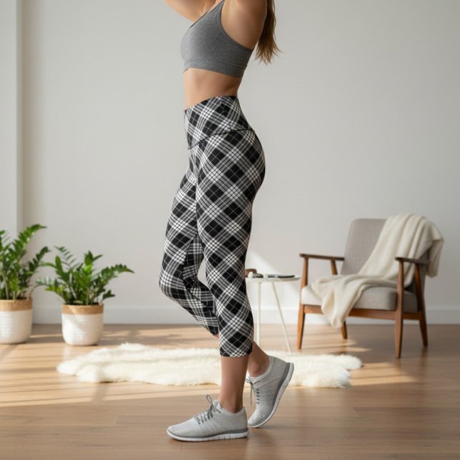 Black & White Tartan Chic Stylish Plaid Pattern Capri Leggings (Creator Uploaded)