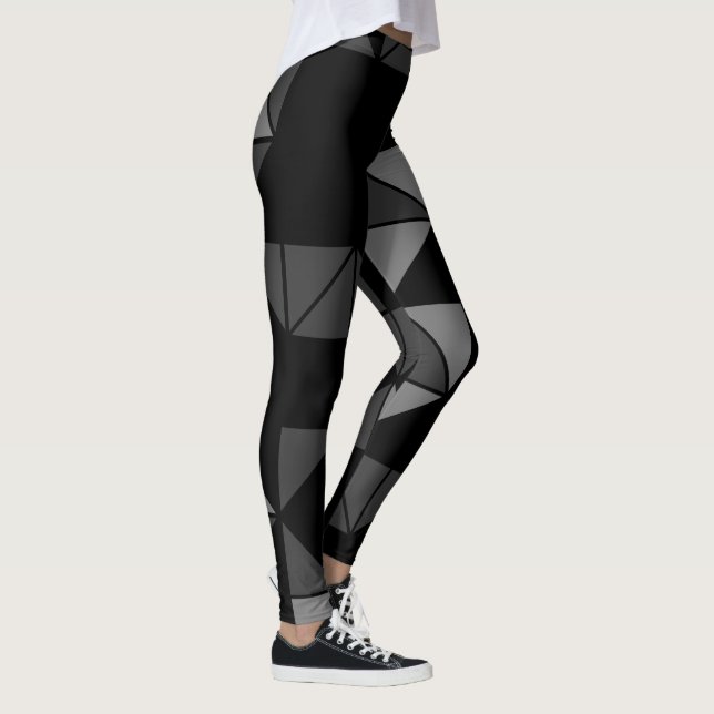 Black & White Triangular Trendy Art Leggings (Right)