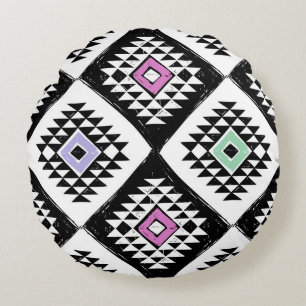 Black White Tribal Navajo Pattern Round Pillow