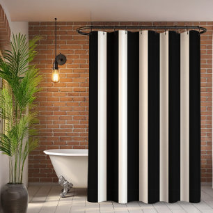 Black & white vertical stripes pattern