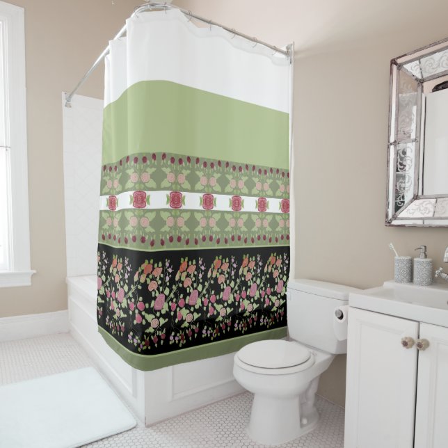 Black With Green (In Situ)