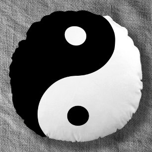 blackandwhite Zen yin-yang Symbol Round Pillow