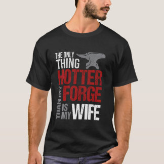 Blacksmith Husband Gift Wife  Anvil Forge Men's Lo T-Shirt