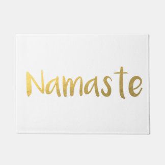Blanc et tapis de plancher de Namaste d'or