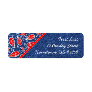 Blanc rouge floral mignon et blues-jean de Paisley