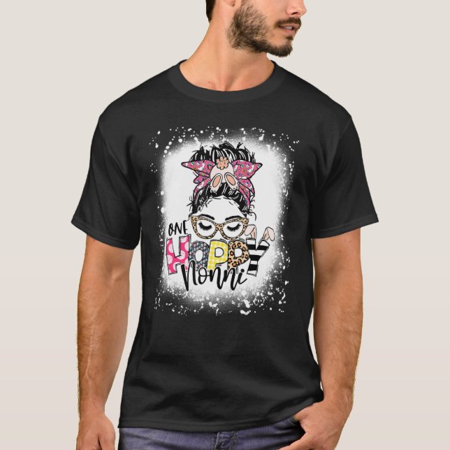 Bleached One Hoppy Nonni Grandma Bunny Messy Bun E T-Shirt (Front)