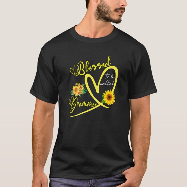 Blessed To Be Called Grammie Sunflower Heart Mothe T-Shirt (Front)