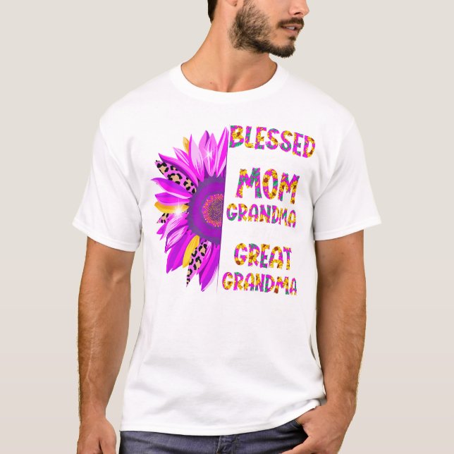 Blessed To Be Called Mom Grandma Great Grandma Mot T-Shirt (Front)
