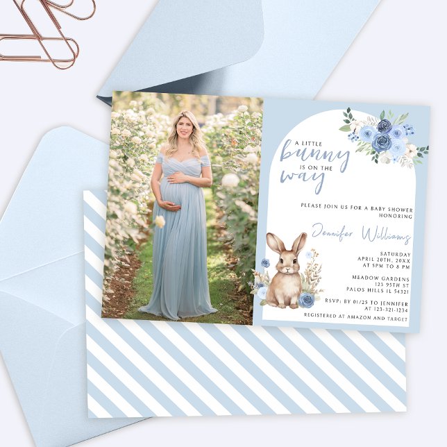 Bleu floral baby shower de Pâques invitation (Créateur téléchargé)