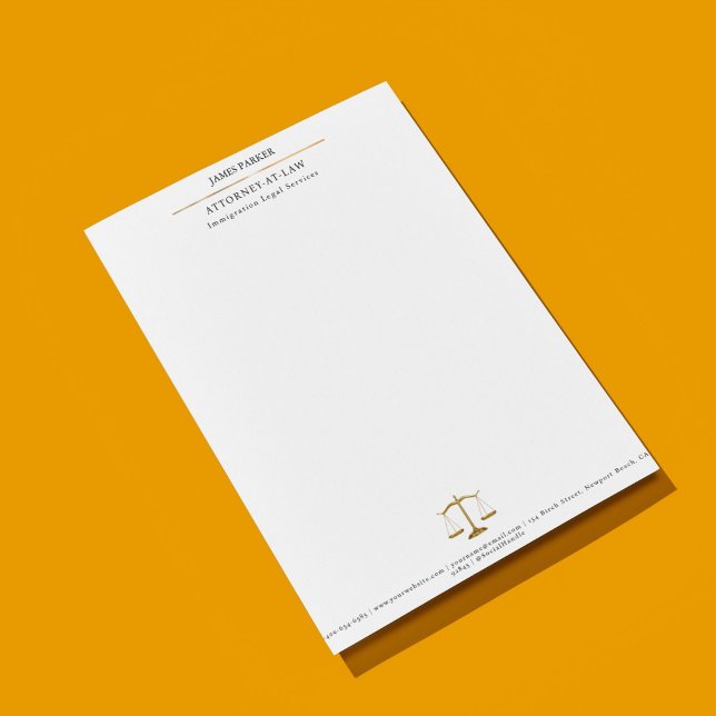 Bloc-note Avocat Avocat À La Loi Classe Blanc (Lawyer Attorney At Law Classy White Notepad)