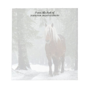 Bloc-note Cheval Brown dans une forêt d'hiver avec chute de