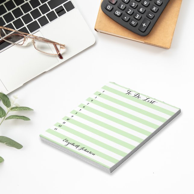 Bloc-note Élégant Vert Moderne Et Moderne (Modern Trendy Elegant Green Striped To Do List Notepad)