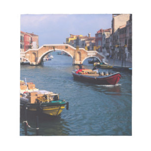 Bloc-note Europe, Italie, Venise. Bateaux à l'arrivée
