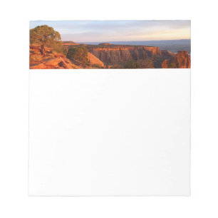 Bloc-note Lever de soleil sur le sentier Grand View au monum