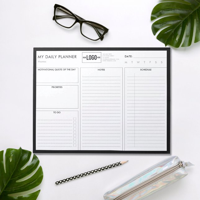 Bloc-note Logo Simple Noir Basique Planner Quotidien Non Mis (Créateur téléchargé)