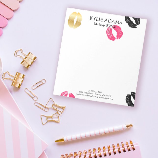 Bloc-note Marques Lipstick | Nom personnalisé noir et rose (Créateur téléchargé)