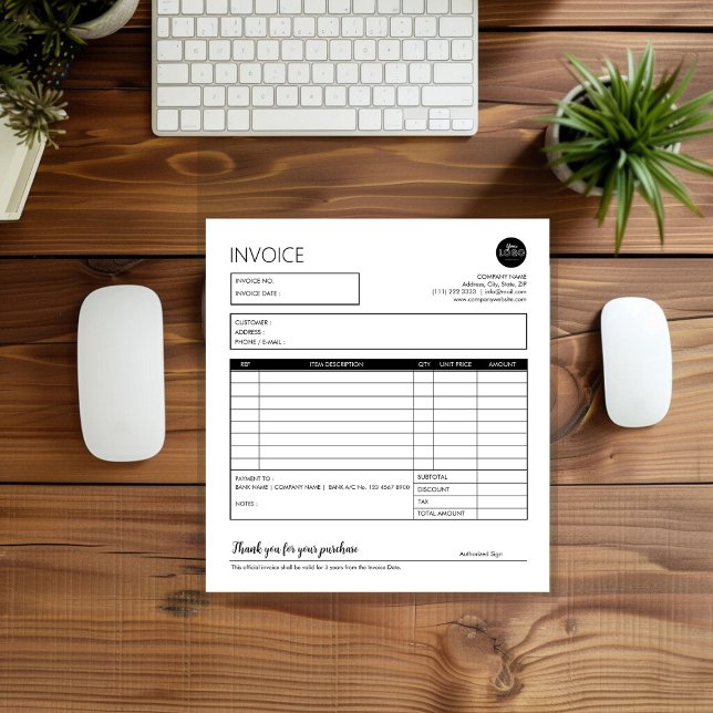 Bloc-note Modèle de facture professionnelle noir blanc (Black White Professional Business Invoice Template Notepad desk top mock up)