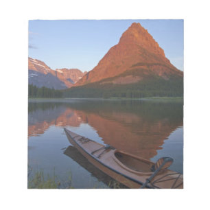 Bloc-note Pagaie en bois sur le lac Swiftcurrent au lever du