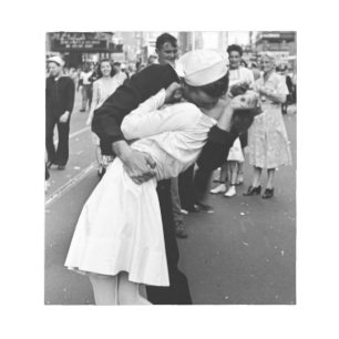 Bloc-note S'embrasser pendant la guerre mondiale de la Journ