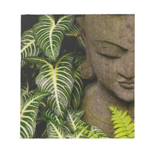 Bloc-note Statue dans un jardin Information : Chiang Ma