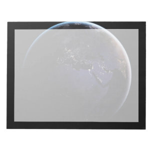 Bloc-note Terre Pleine Montrant Les Lumières De La Ville D'E