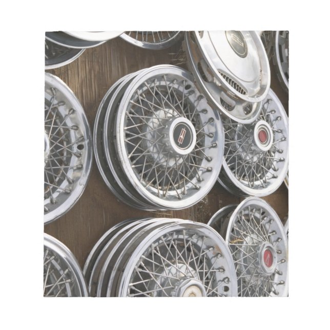 Bloc-note USA, Nouveau Mexique, Prewitt : Auto Hubcaps / Rt. (Devant)