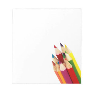Bloc-notes de crayons colorés groupés