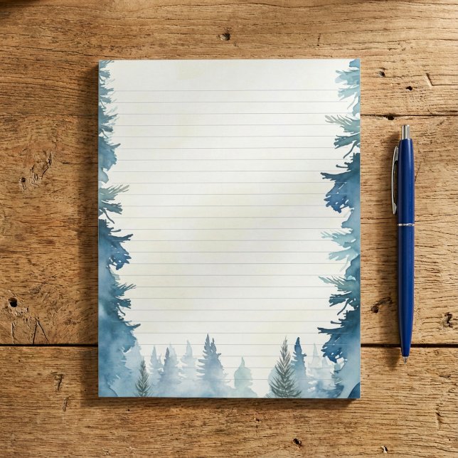 Bloc-notes recouvert de pins bleus (Blue winter pine trees lined notepad.)