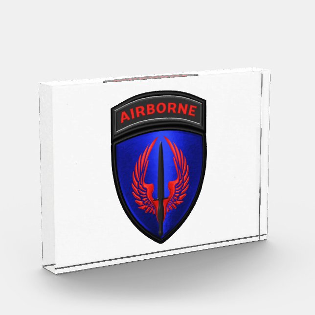 Bloc Photo 160e Régiment d'aviation des opérations spéciales  (Gauche)