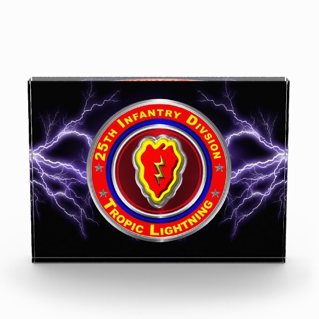 Bloc Photo 25e division d'infanterie « Tropic Lightning » (Devant)