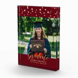 Bloc Photo Cadeau de remise des diplômes confettis rouge bord