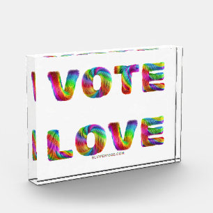 Bloc Photo SlipperyJoe vote amour égalité fourrure de couleur