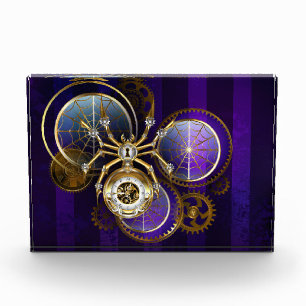 Bloc Photo Spider Steampunk sur Arrière - plan pourpre