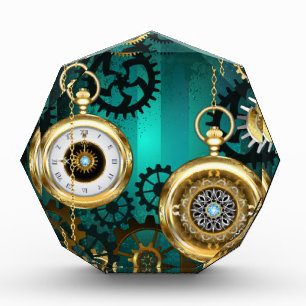 Bloc Photo Veille bijoux Steampunk sur un Arrière - plan vert