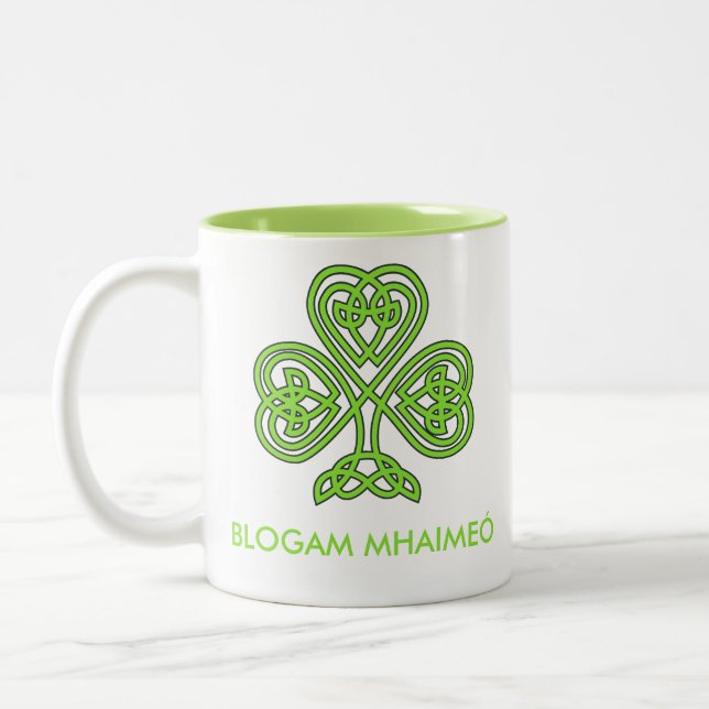 Blogam Mhaimeó - la tasse de thé de la grand-maman (Gauche)