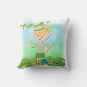 Blond Hair Boy sur Safari Coussin